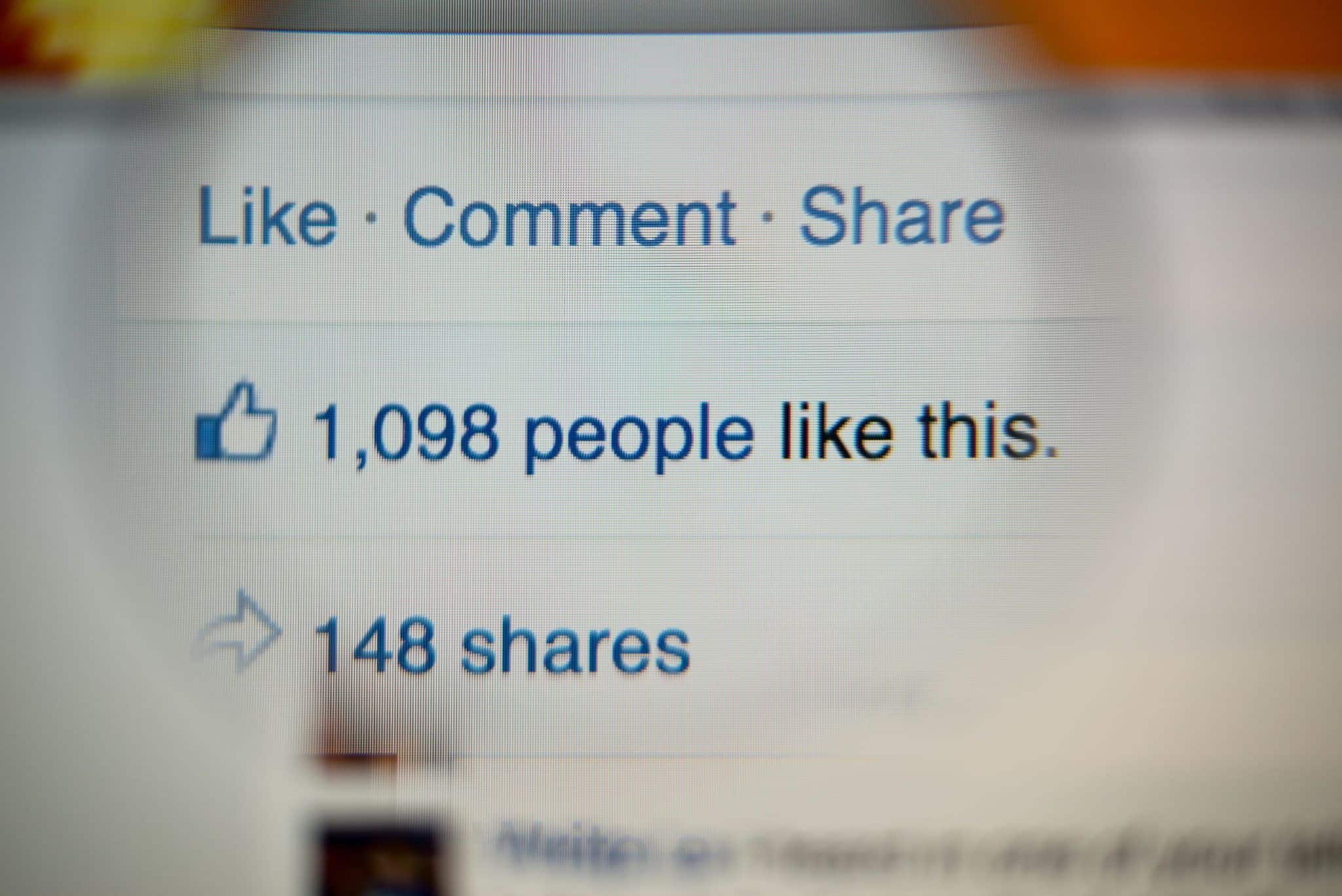 Small businesses should use boosted posts.