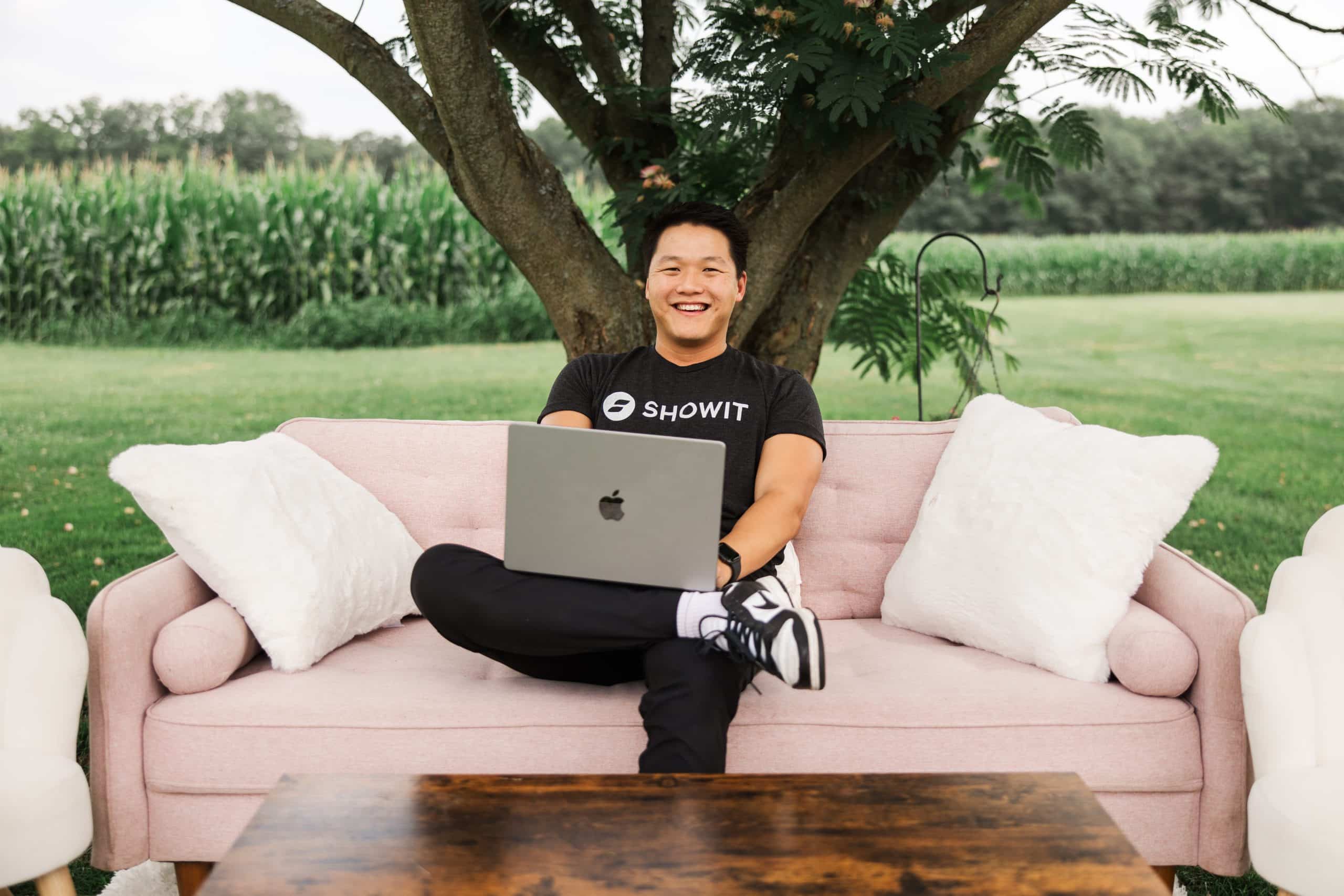 Learn about the advantages of Showit for small business websites as we chat with Parker Pearson!